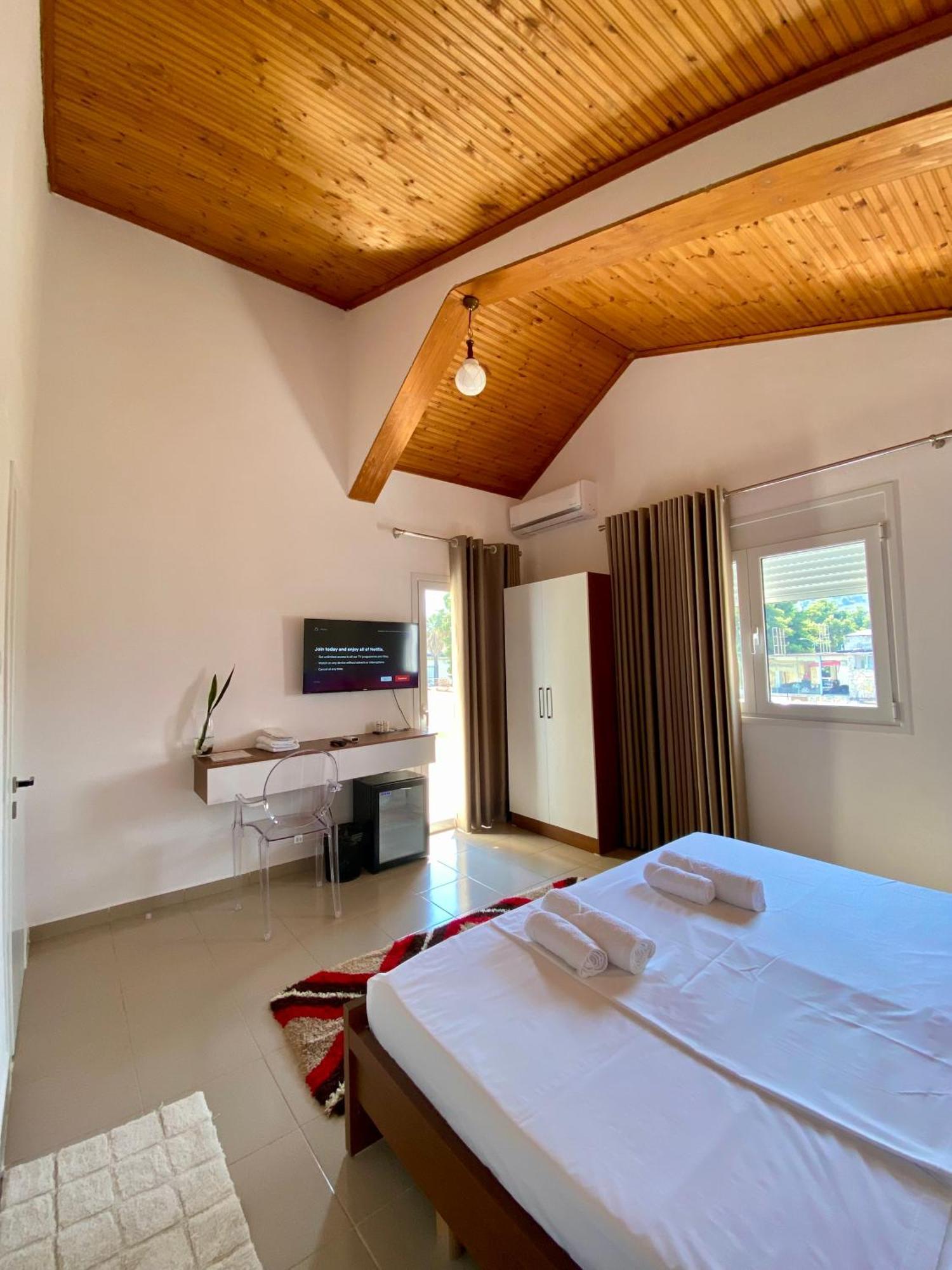 Villa Niku Μπεράτ Εξωτερικό φωτογραφία