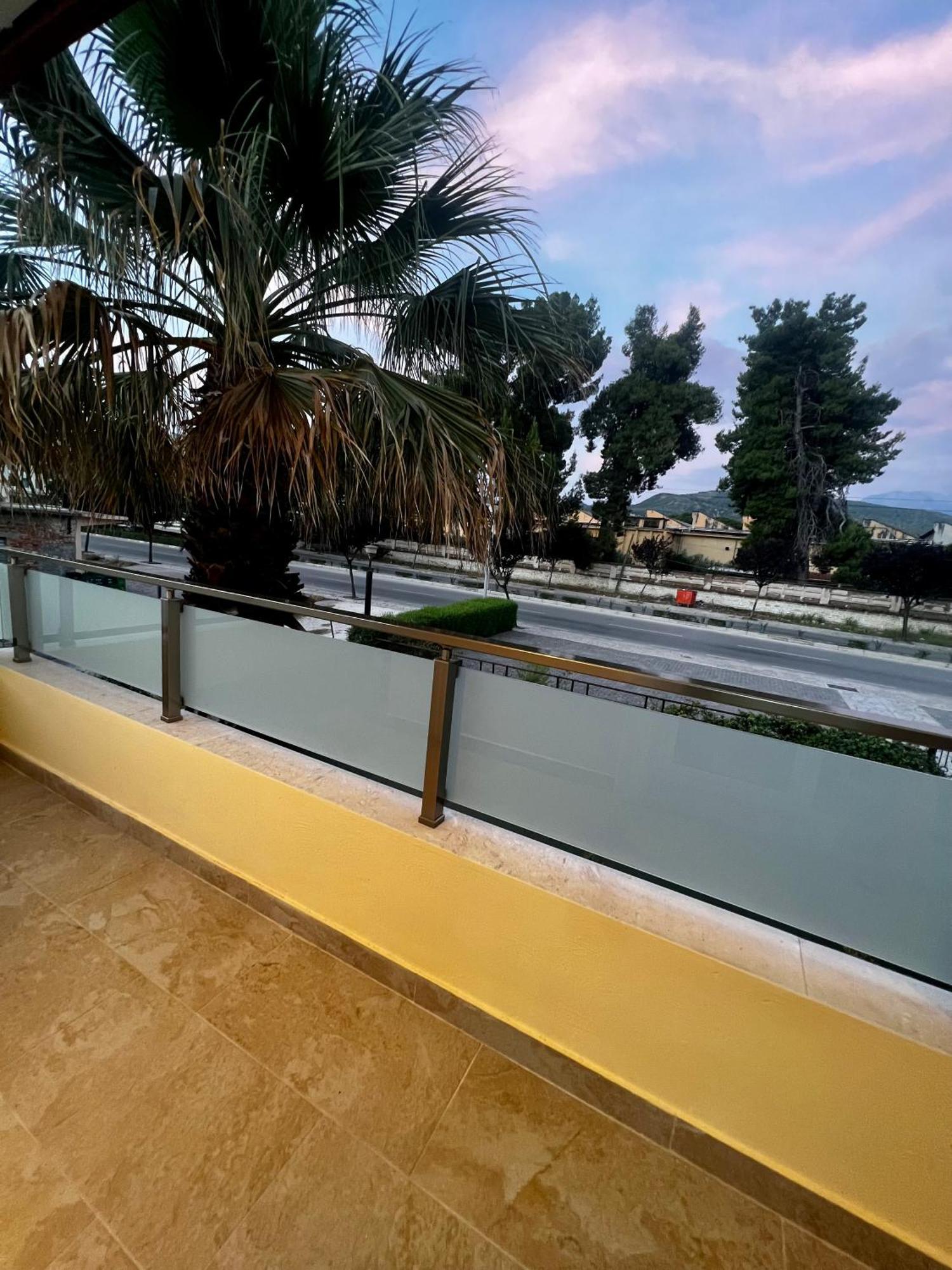 Villa Niku Μπεράτ Εξωτερικό φωτογραφία